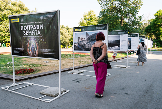 moreto-net-for-exhibition